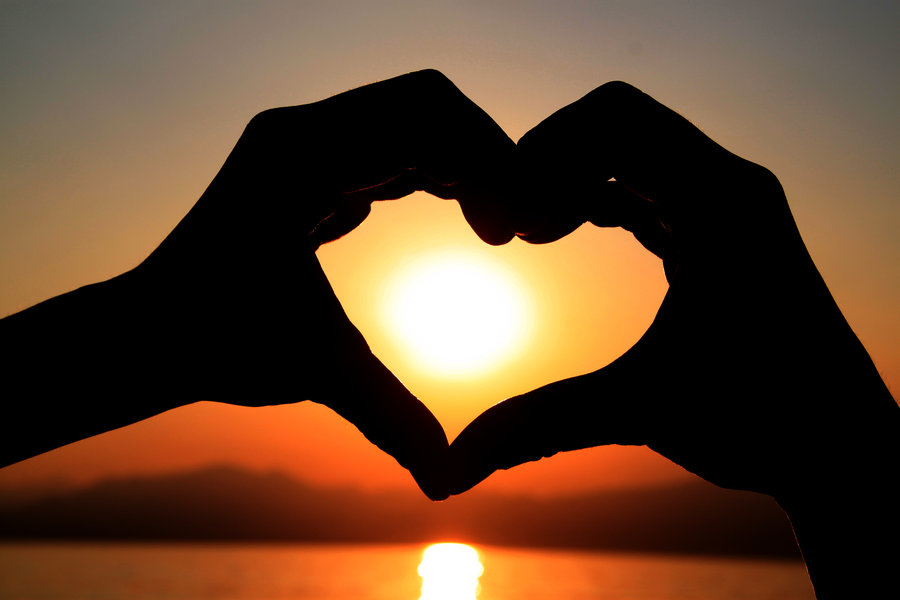 2 用心做事，真情服務(wù).jpg